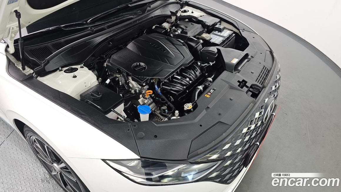 Hyundai Grandeur 2021