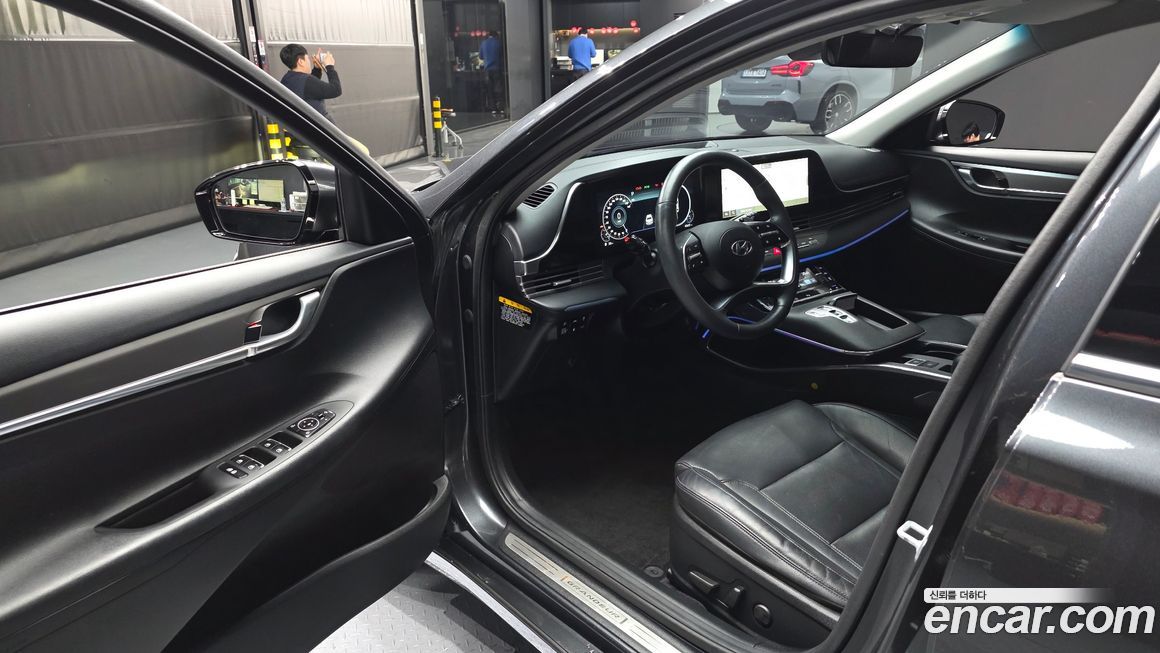 Hyundai Grandeur 2020