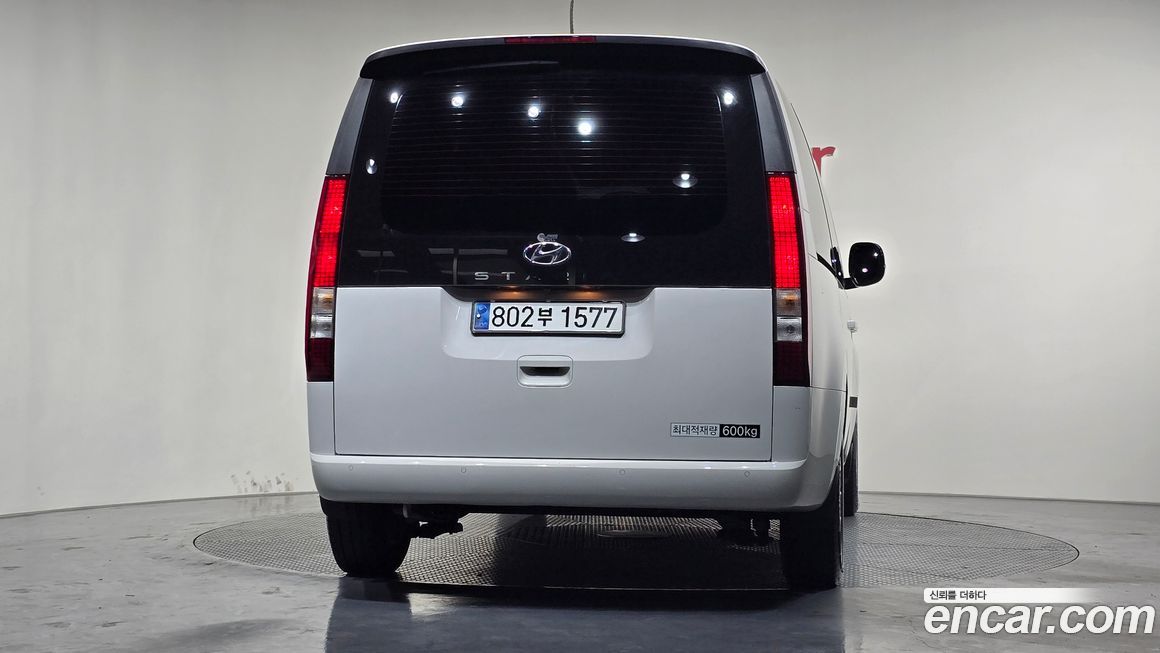 Hyundai Staria 2024