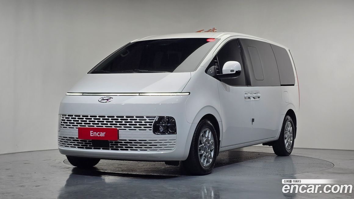 Hyundai Staria 2024