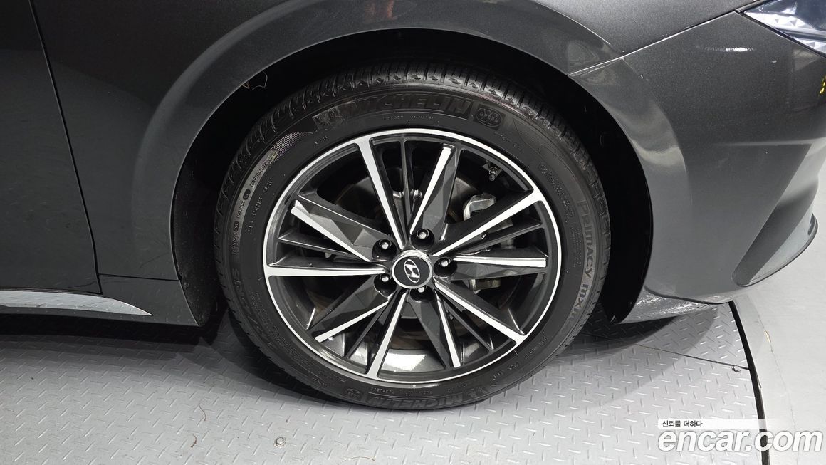 Hyundai Grandeur 2020