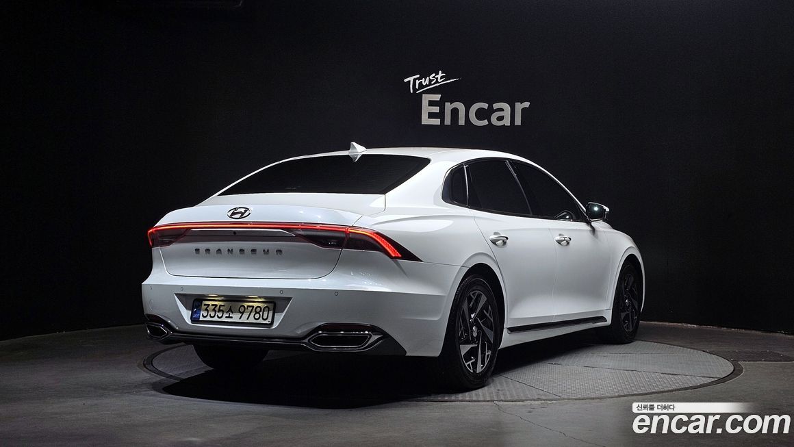 Hyundai Grandeur 2022