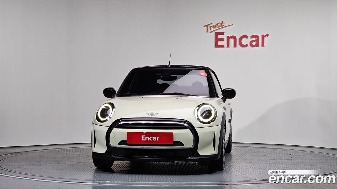 Mini Cooper Convertible 2022