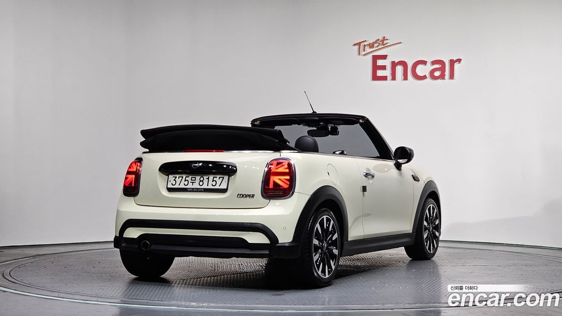Mini Cooper Convertible 2022