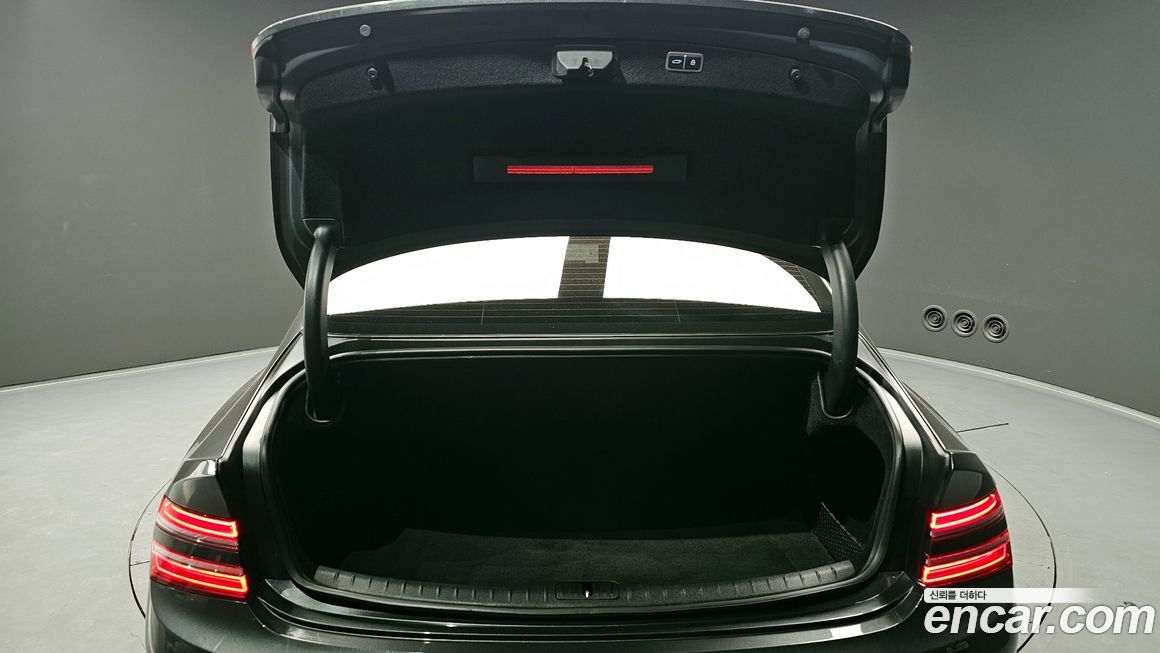 Genesis G80 2021