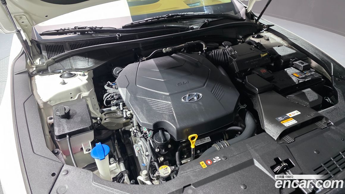 Hyundai Grandeur 2021