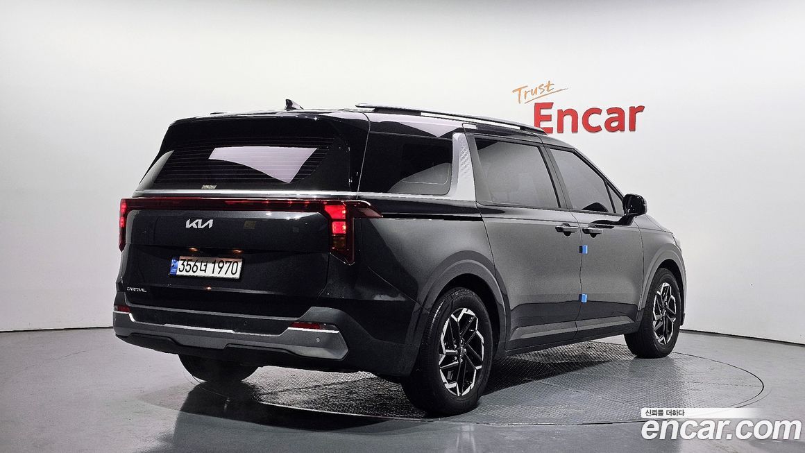 Kia Canival 2024