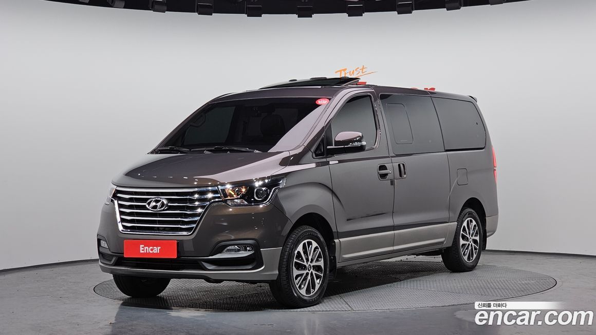 Hyundai Starex 2021