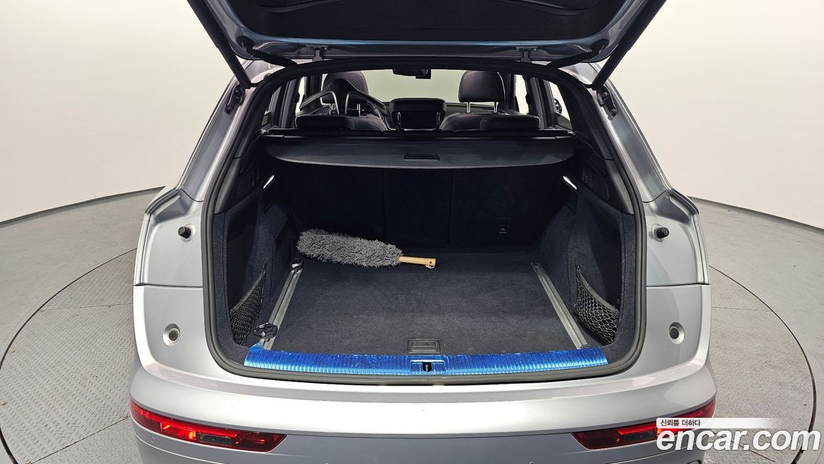 Audi SQ5 2020