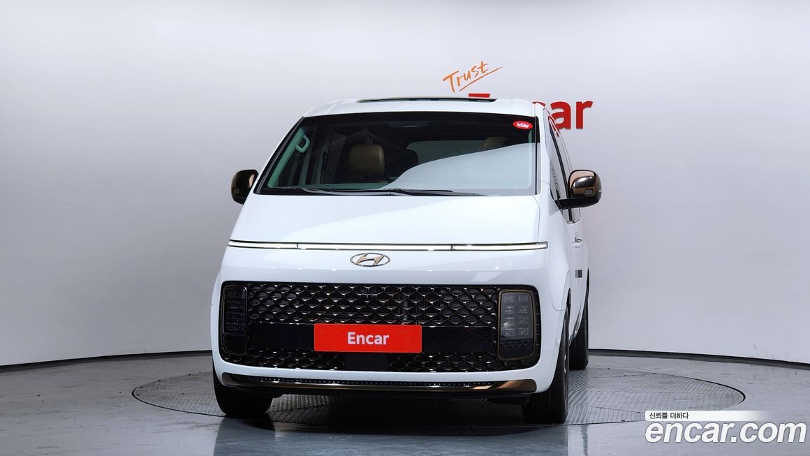 Hyundai Staria 2022