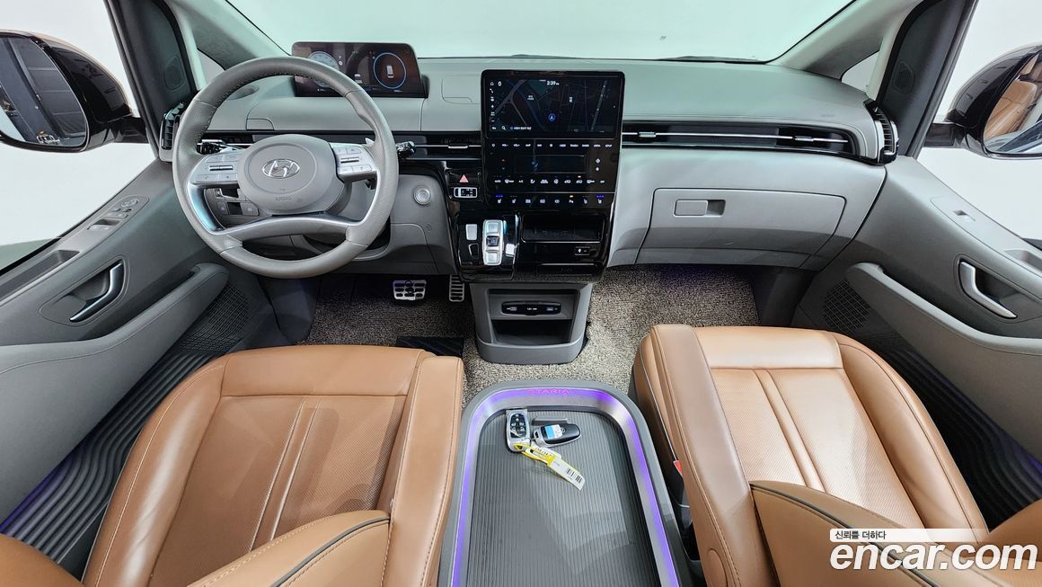 Hyundai Staria 2022