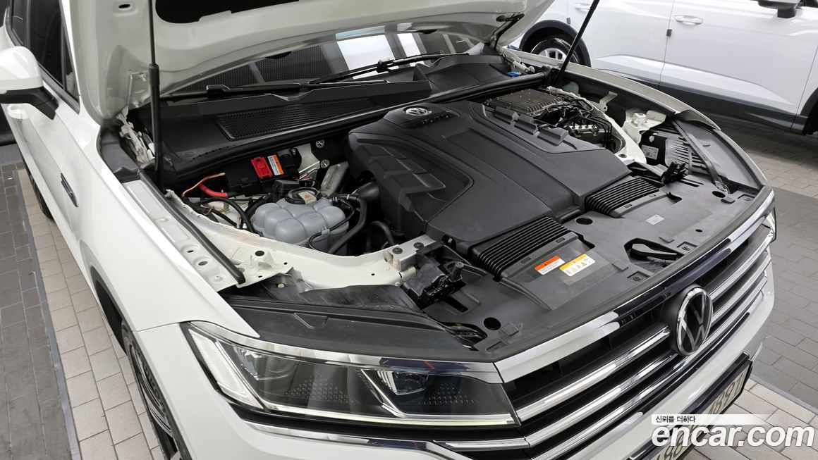 Volkswagen Touareg 2021