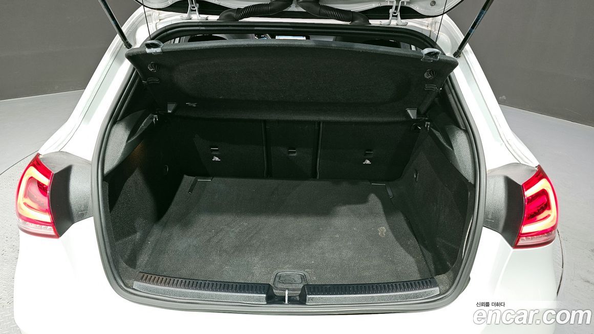 Mercedes-Benz A-Class 2023