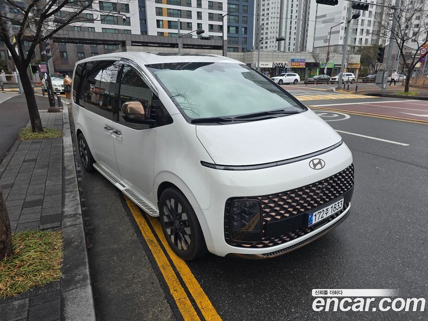 Hyundai Staria 2025