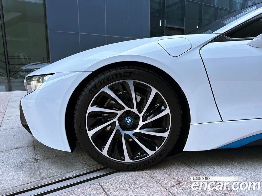 BMW i8 2016