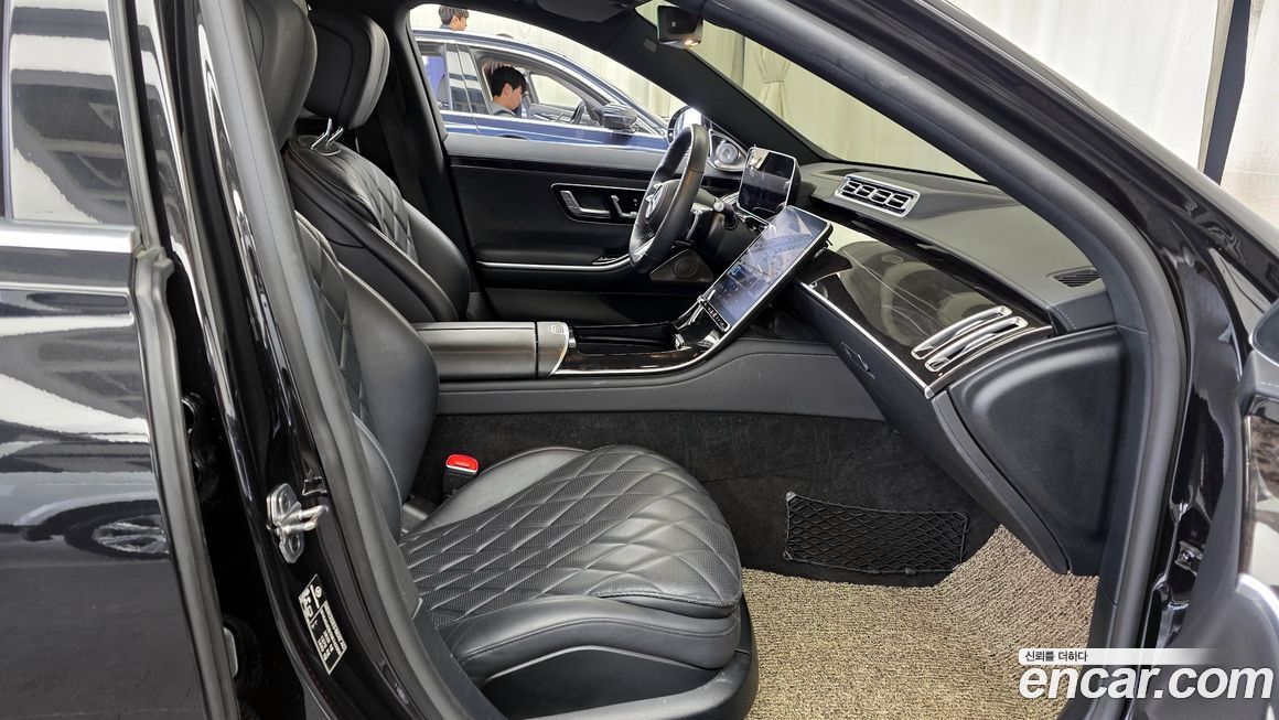 Mercedes-Benz S-Class 2022