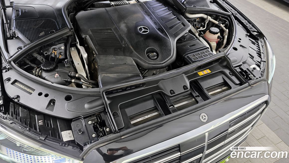 Mercedes-Benz S-Class 2022