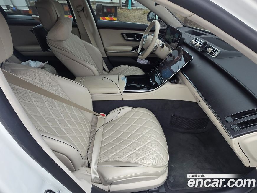 Mercedes-Benz S-Class 2022