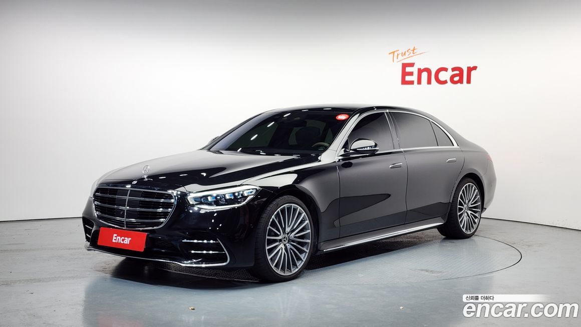 Mercedes-Benz S-Class 2025