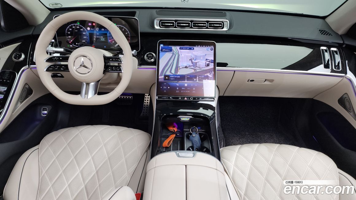 Mercedes-Benz S-Class 2025
