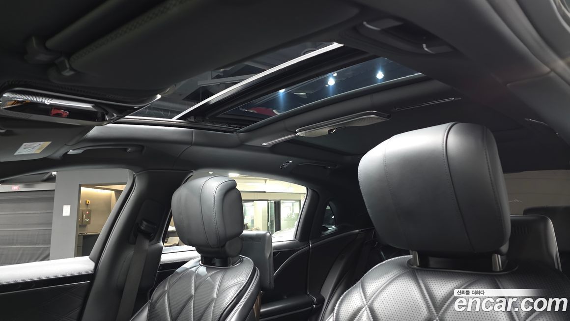 Mercedes-Benz S-Class 2022