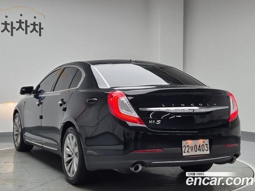 Lincoln MKS 2016