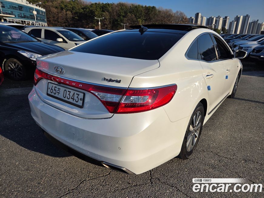 Hyundai Grandeur 2016