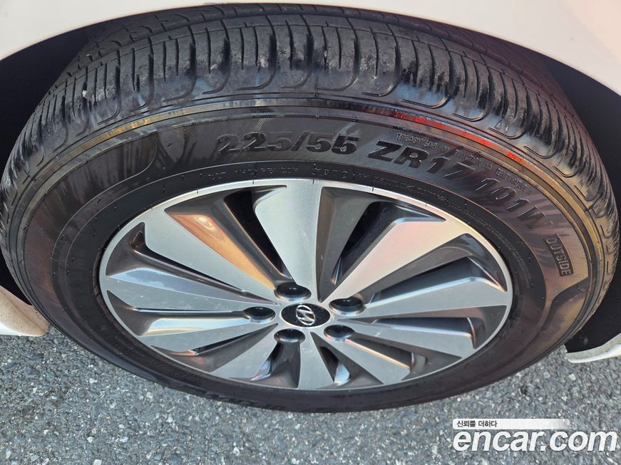 Hyundai Grandeur 2016