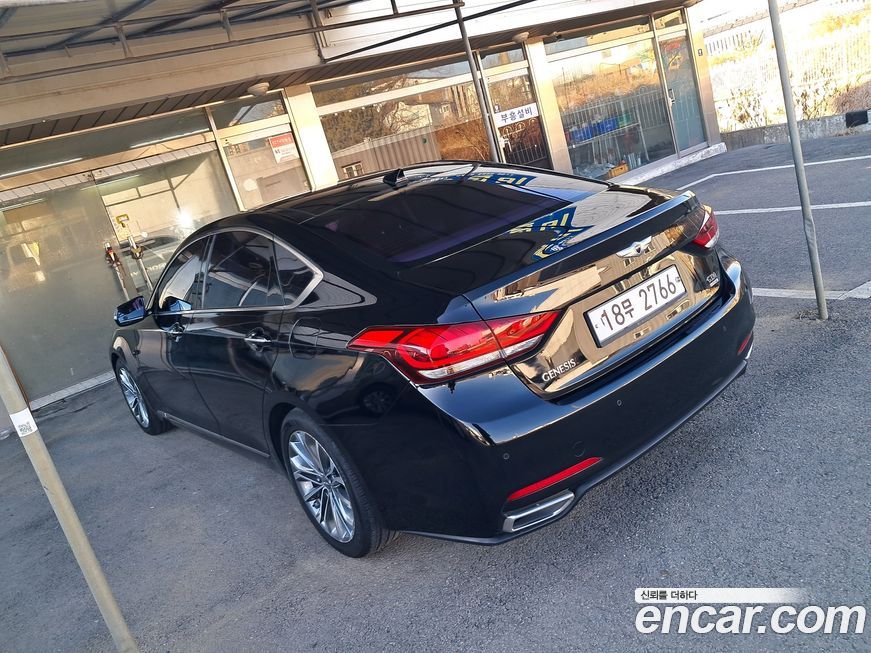 Hyundai Genesis 2016