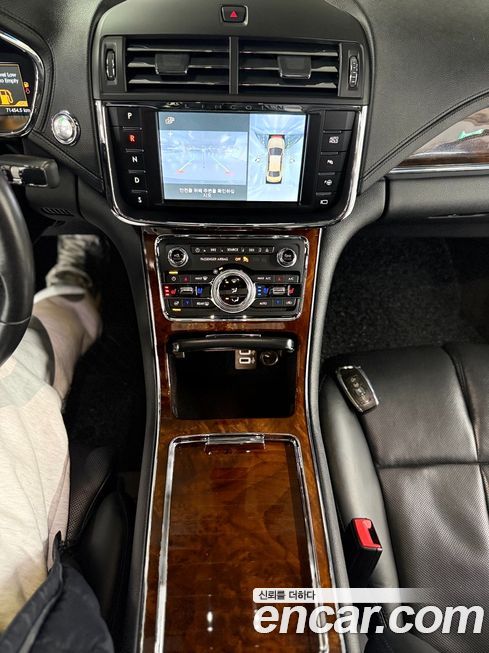 Lincoln Continental 2019