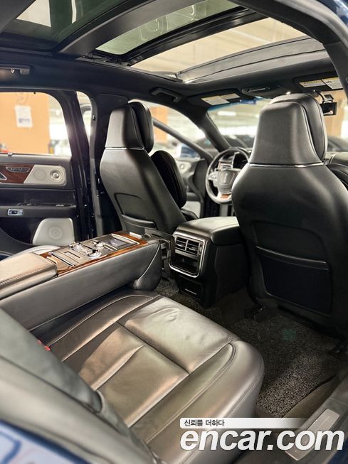 Lincoln Continental 2019