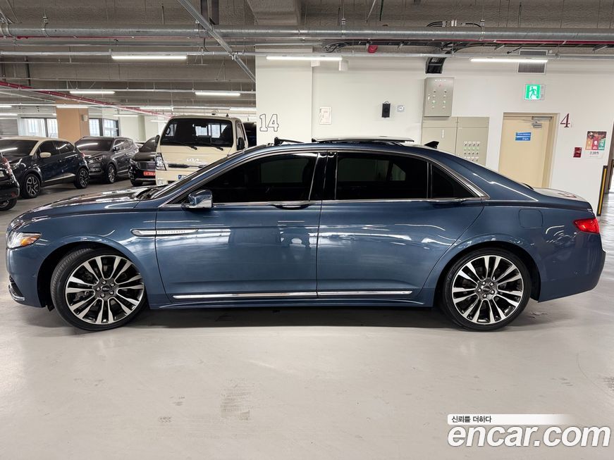 Lincoln Continental 2019