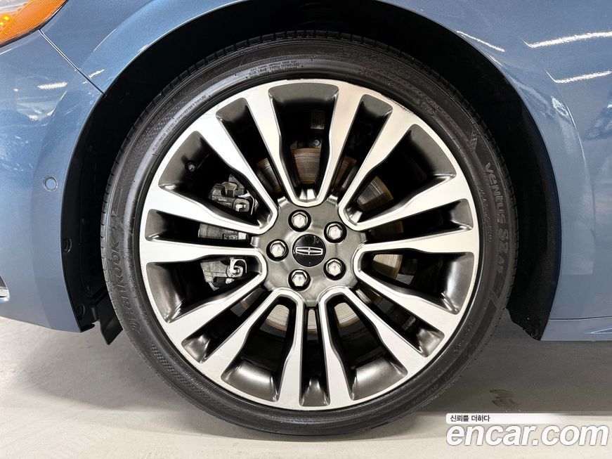 Lincoln Continental 2019