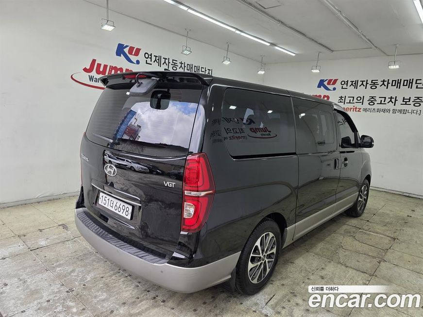 Hyundai Starex 2020