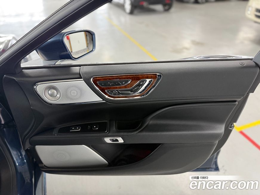 Lincoln Continental 2019