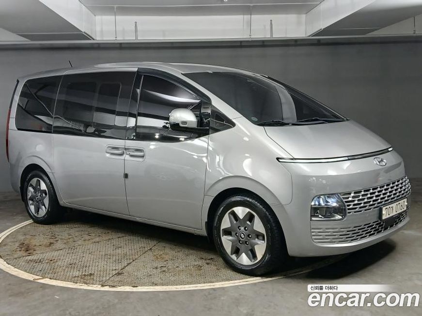 Hyundai Staria 2022