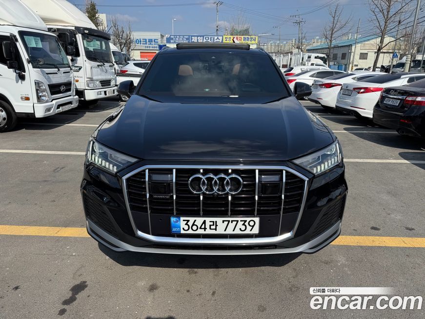 Audi Q7 2021