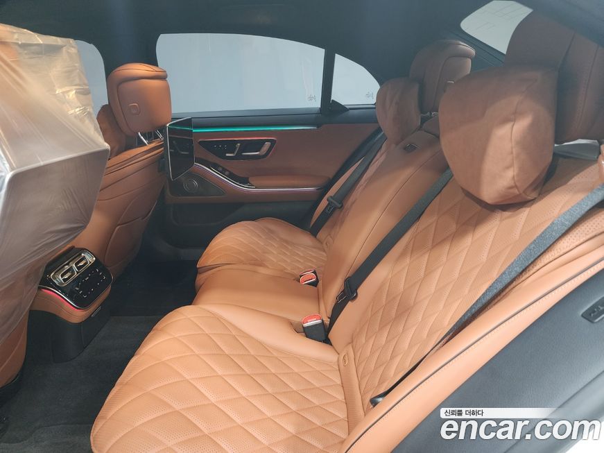 Mercedes-Benz S-Class 2023