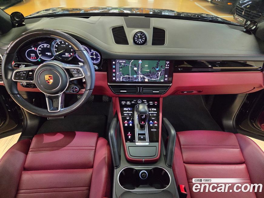 Porsche Cayenne 2022