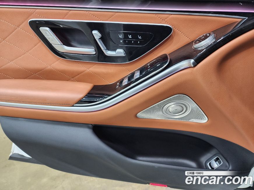 Mercedes-Benz S-Class 2023