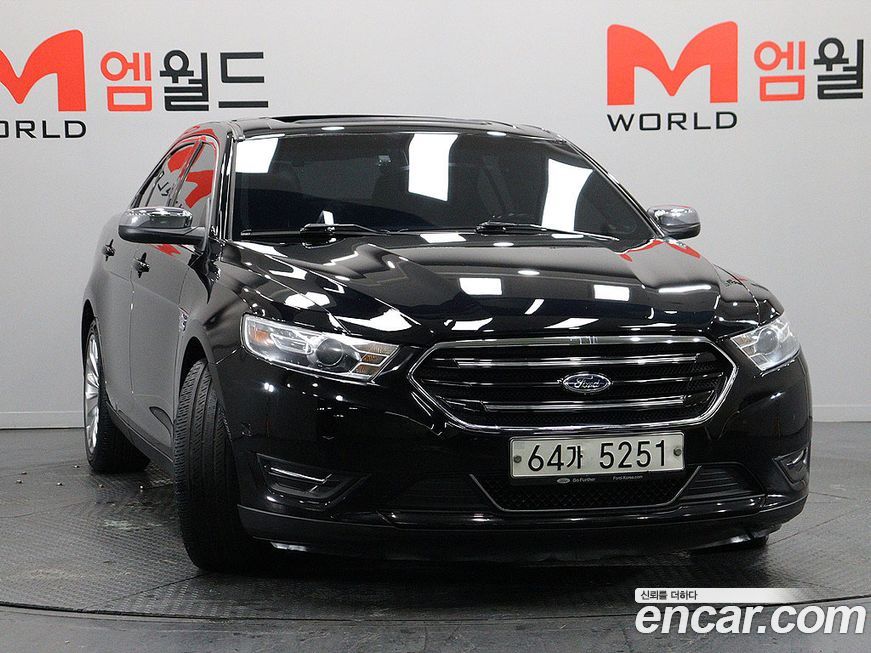 Ford Taurus 2016