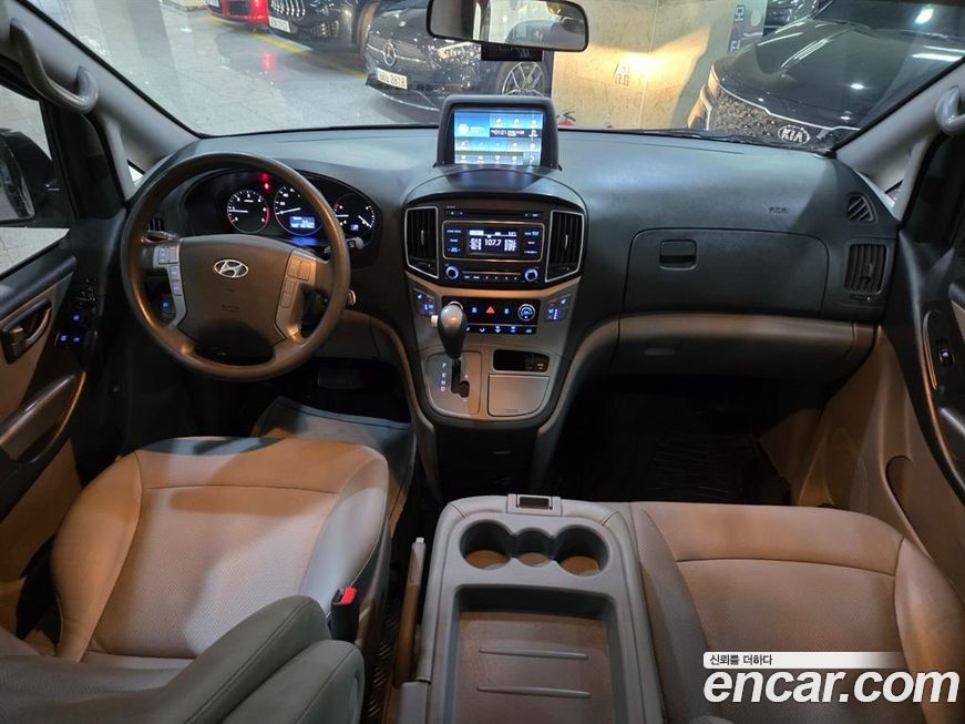 Hyundai Starex 2016