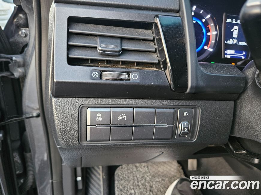 KG_Mobility_Ssangyong Rexton 2020