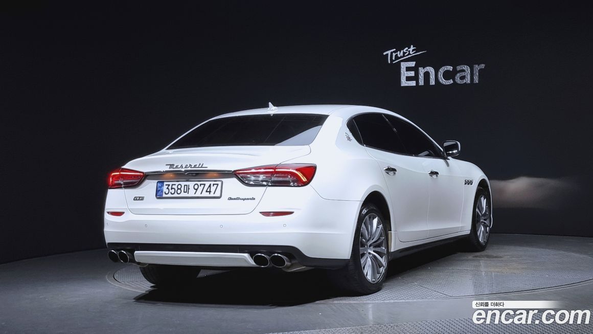 Maserati Quattroporte 2016