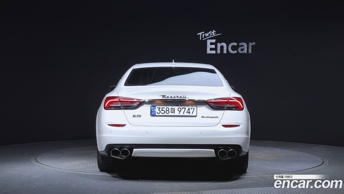 Maserati Quattroporte 2016