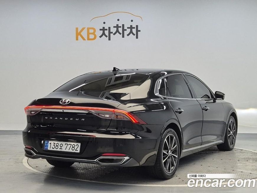 Hyundai Grandeur 2022
