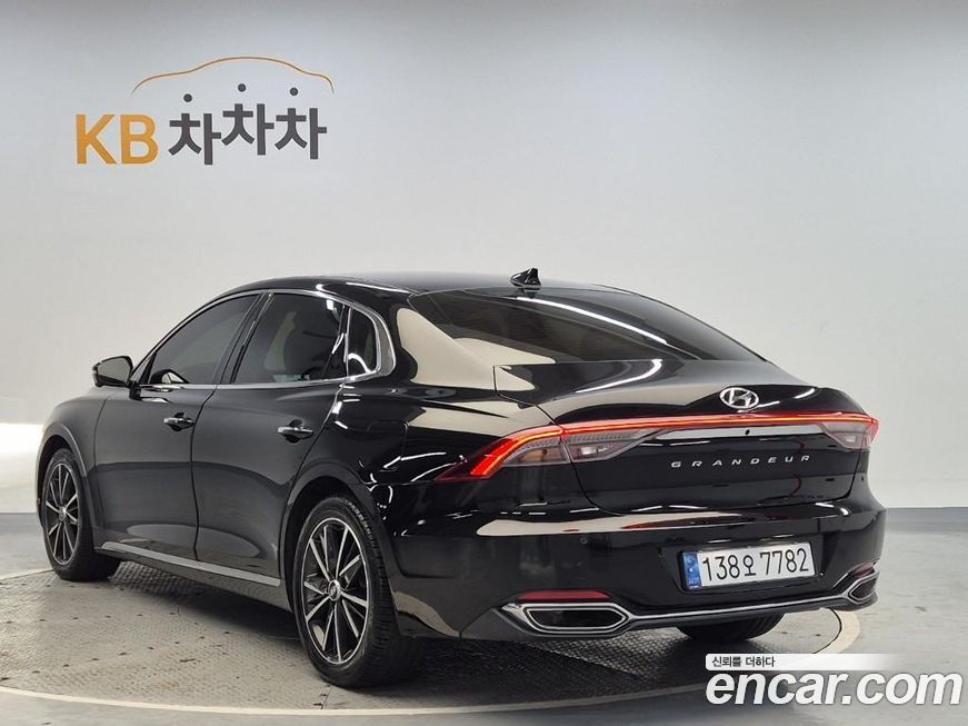 Hyundai Grandeur 2022