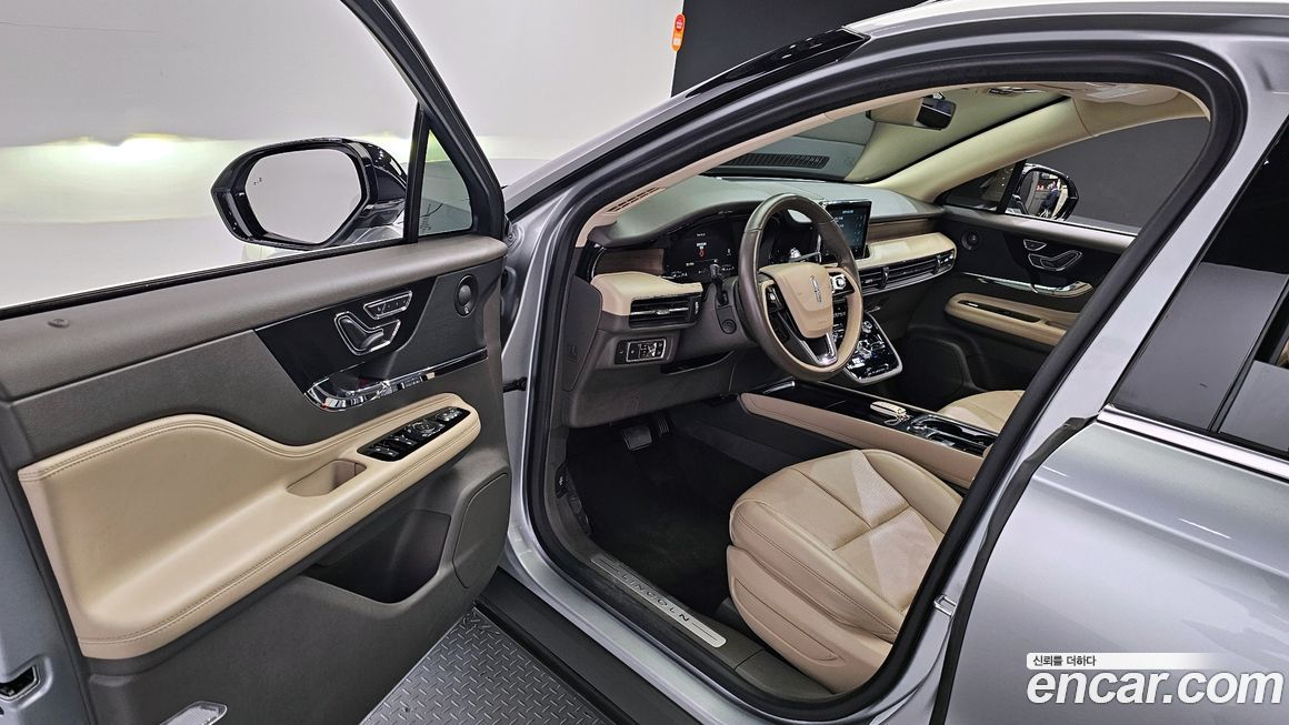 Lincoln Corsair 2021