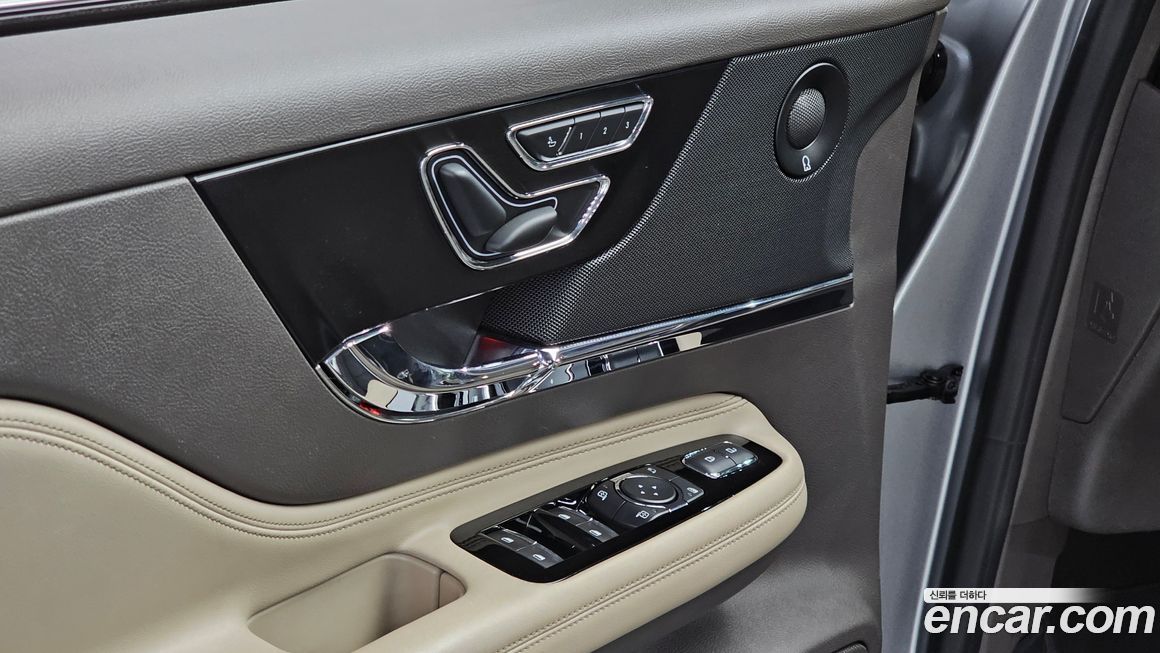 Lincoln Corsair 2021