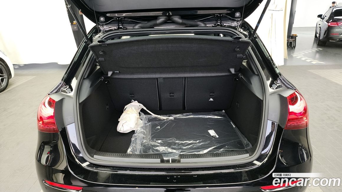 Mercedes-Benz A-Class 2025